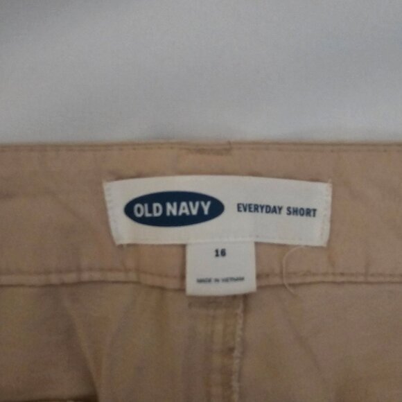 Old Navy Khaki High-Waisted 7-Inch Inseam Everyday Chino Shorts Women's 16 Tall - Picture 4 of 11